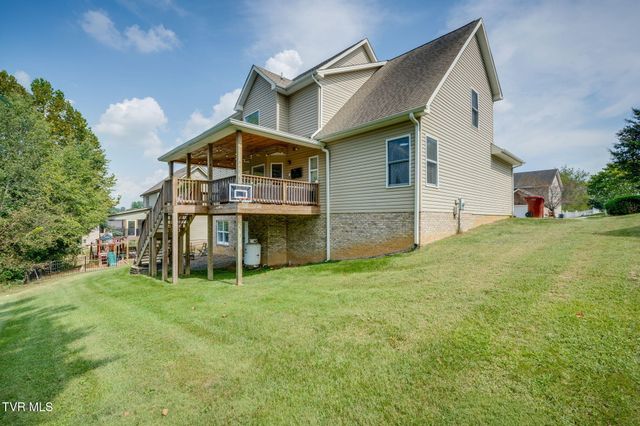202 Jessicas Way, Johnson City, TN 37615