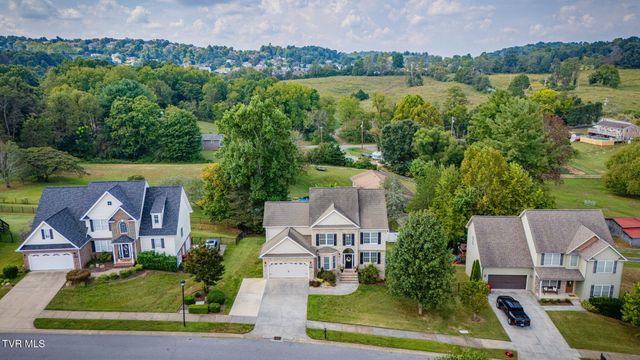 202 Jessicas Way, Johnson City, TN 37615