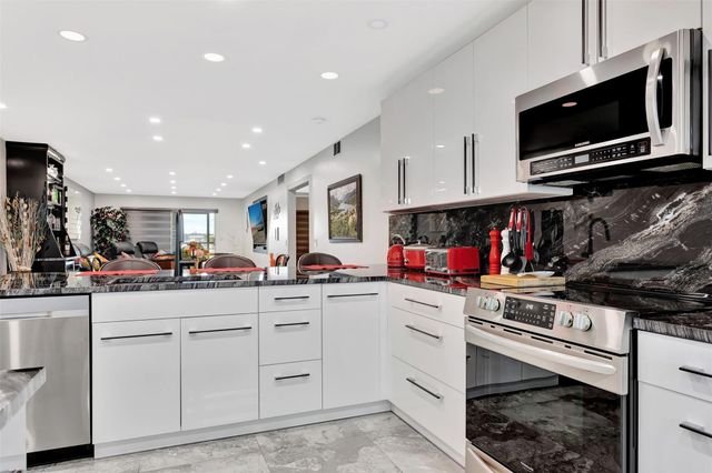 2903 Victoria Cir O4, Coconut Creek, FL 33066