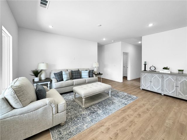 3061 Laredo Lane, Centerton, AR 72736