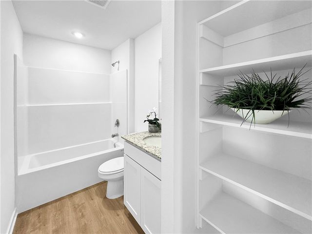 3061 Laredo Lane, Centerton, AR 72736