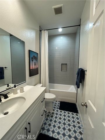 2111 Seville, Santa Paula, CA 93060