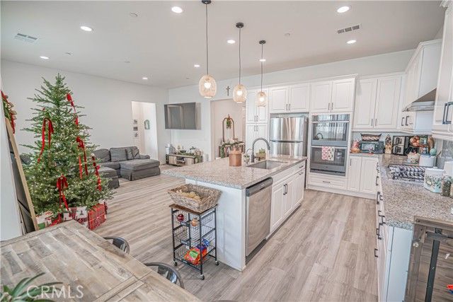 2111 Seville, Santa Paula, CA 93060