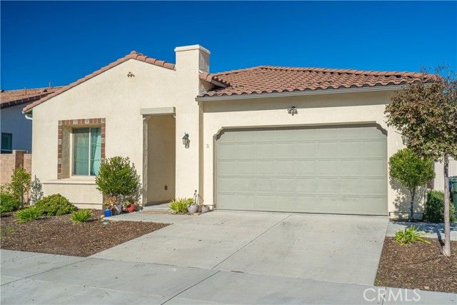 2111 Seville, Santa Paula, CA 93060