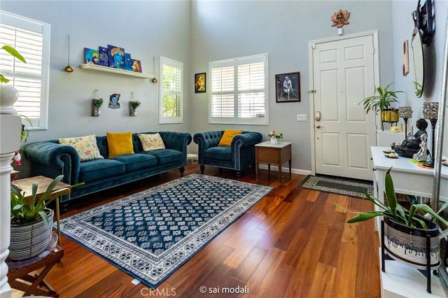 19920 Via Joyce, Saugus, CA 91350