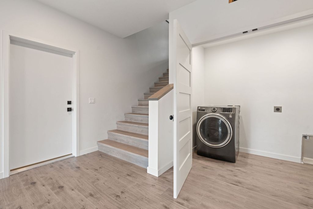 166 Blacktail Loop, Lakeside, MT 59922 photo 27