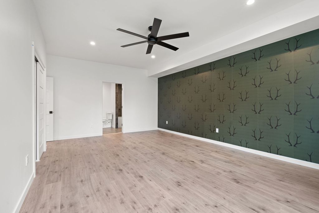 166 Blacktail Loop, Lakeside, MT 59922 photo 33