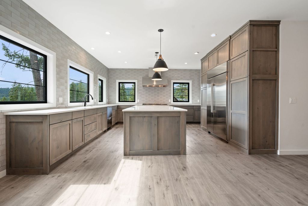 166 Blacktail Loop, Lakeside, MT 59922 photo 6