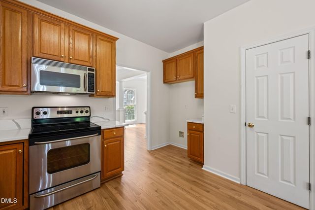 1 Queensland Court, Durham, NC 27712