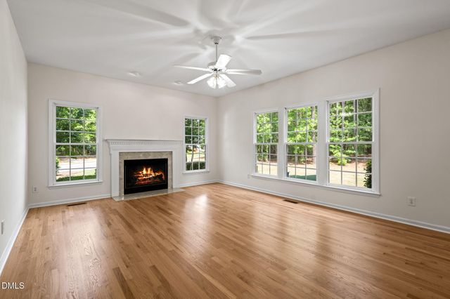 1 Queensland Court, Durham, NC 27712