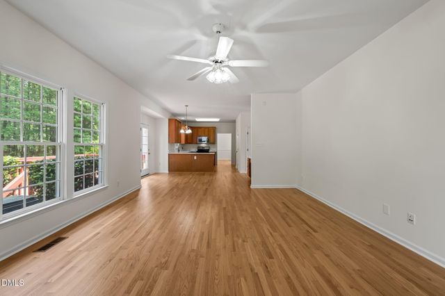 1 Queensland Court, Durham, NC 27712