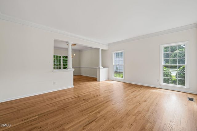 1 Queensland Court, Durham, NC 27712