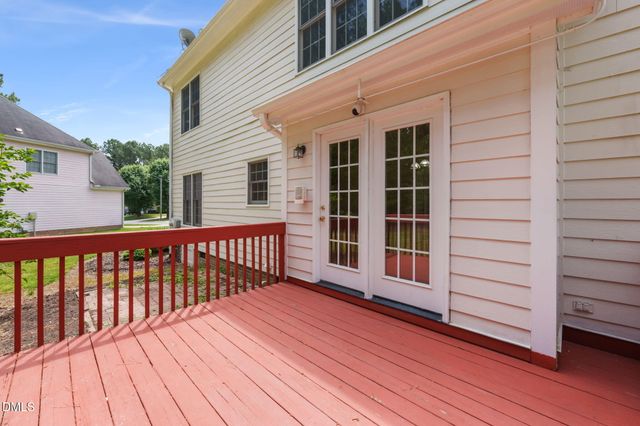 1 Queensland Court, Durham, NC 27712