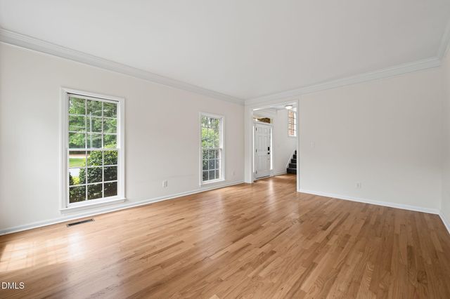 1 Queensland Court, Durham, NC 27712