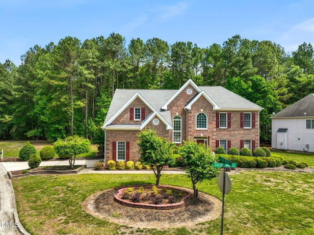 1 Queensland Court, Durham, NC 27712