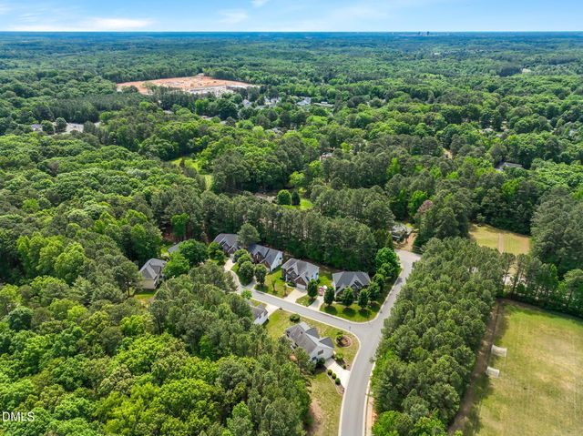 1 Queensland Court, Durham, NC 27712