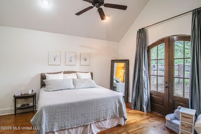 1612 E Northside Dr Drive, Jackson, MS 39211