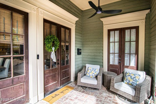 1612 E Northside Dr Drive, Jackson, MS 39211