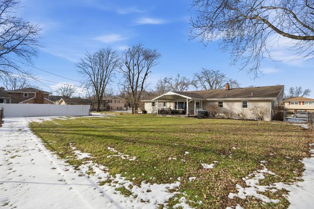 437 Fairview Avenue, Crown Point, IN 46307