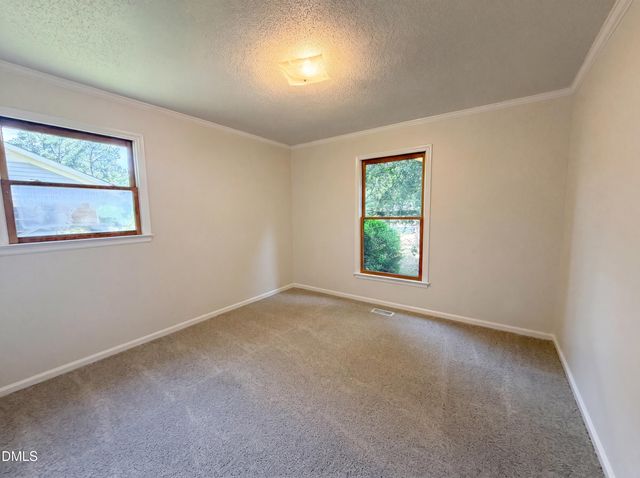 4822 Heritage Drive, Durham, NC 27712