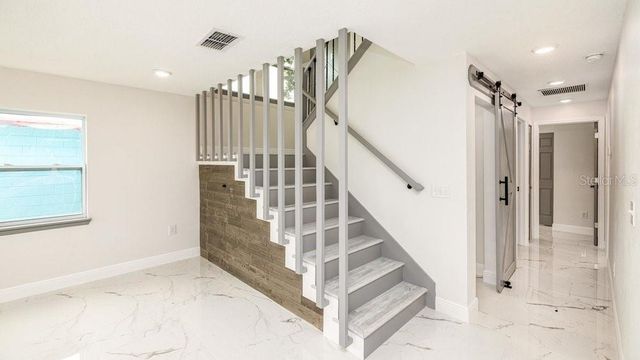 1414 E HARDING STREET, Orlando, FL 32806