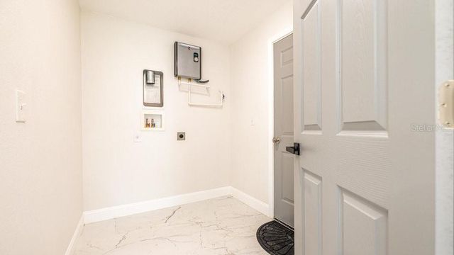 1414 E HARDING STREET, Orlando, FL 32806