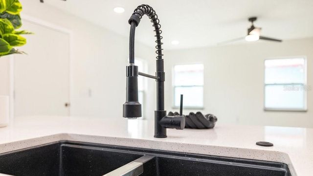 1414 E HARDING STREET, Orlando, FL 32806