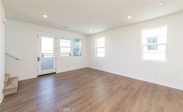 2472 E Stanley Paseo, Ontario, CA 91762
