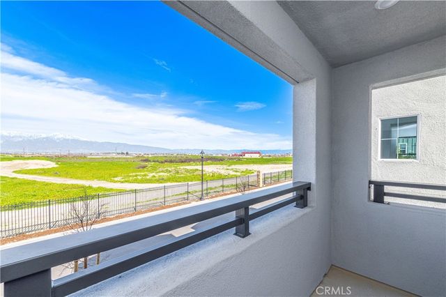 2472 E Stanley Paseo, Ontario, CA 91762