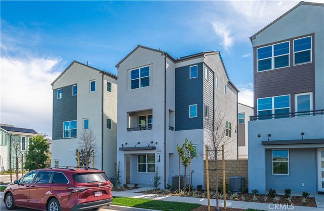 2472 E Stanley Paseo, Ontario, CA 91762