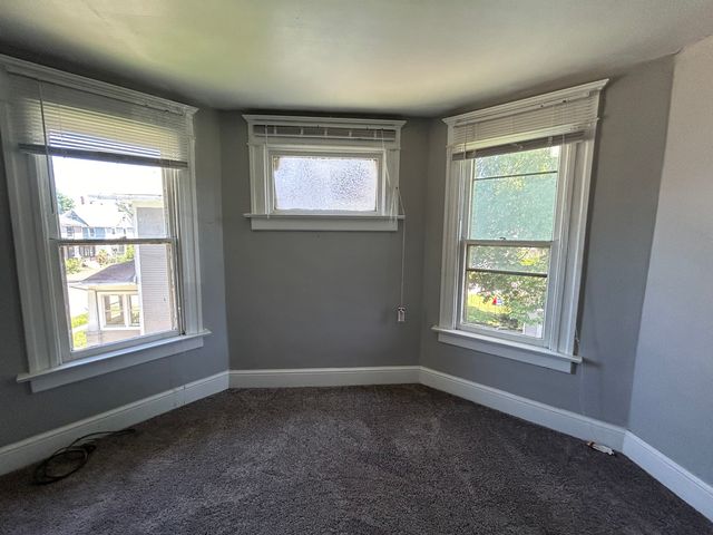 503 W 17th Street, Davenport, IA 52803