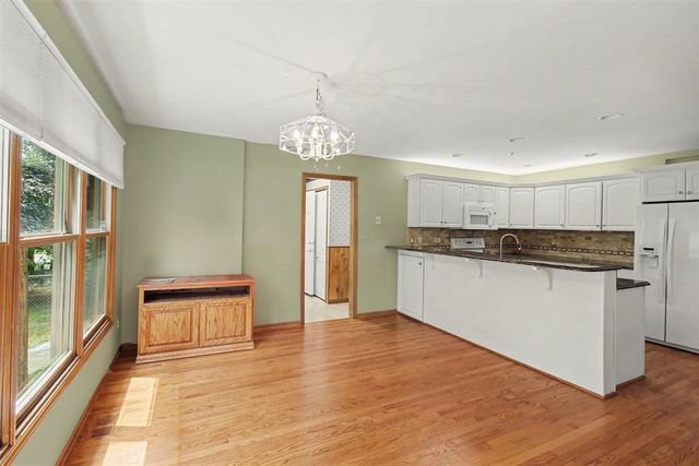 1457 Indian Trail, Milford, MI 48380