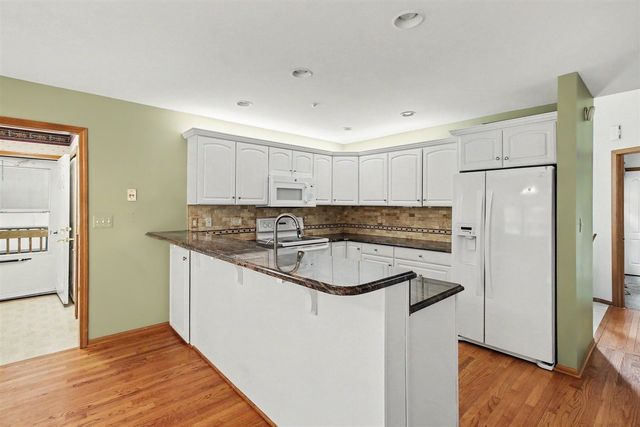 1457 Indian Trail, Milford, MI 48380