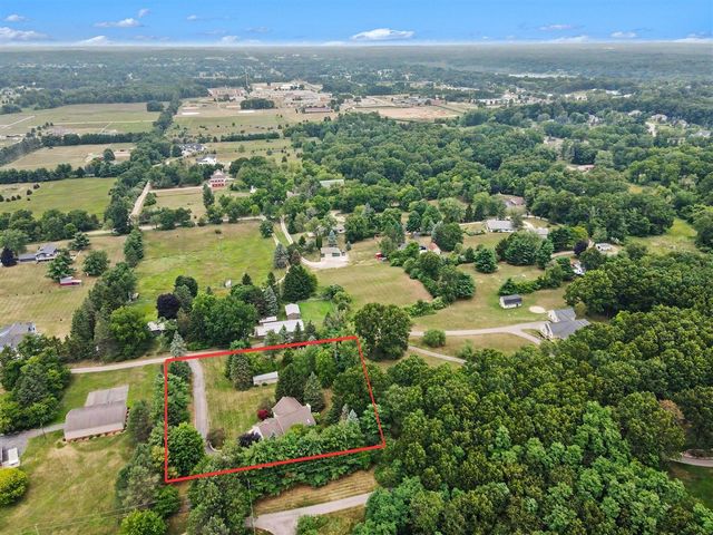1457 Indian Trail, Milford, MI 48380
