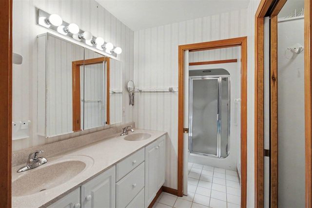 1457 Indian Trail, Milford, MI 48380