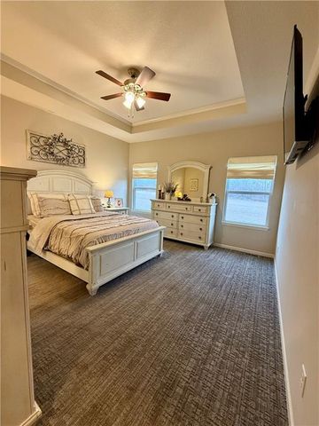 1300 NW Crestwood Drive, Grain Valley, MO 64029