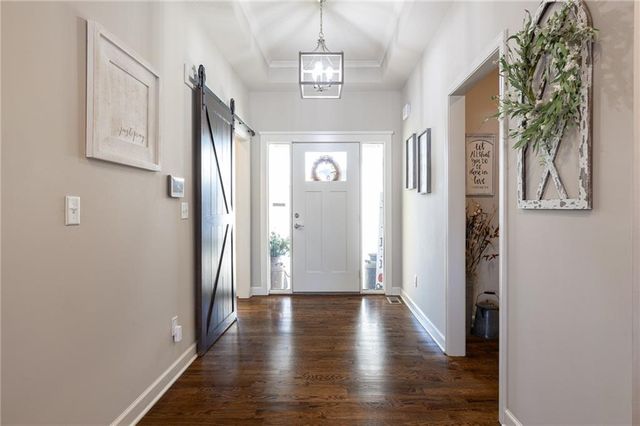 1300 NW Crestwood Drive, Grain Valley, MO 64029