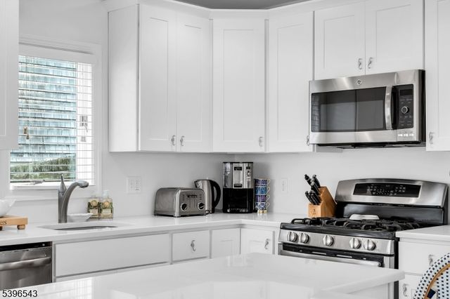 440 Lake Ave, Bay Head Boro, NJ 08742