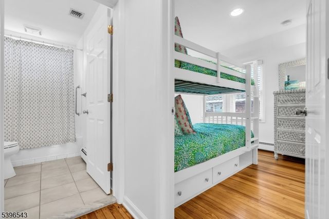 440 Lake Ave, Bay Head Boro, NJ 08742