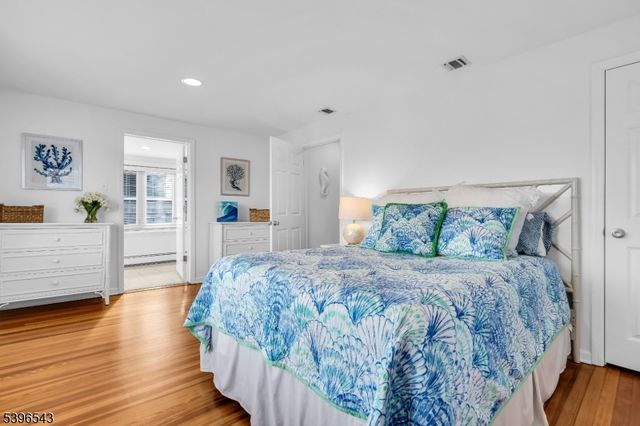 440 Lake Ave, Bay Head Boro, NJ 08742