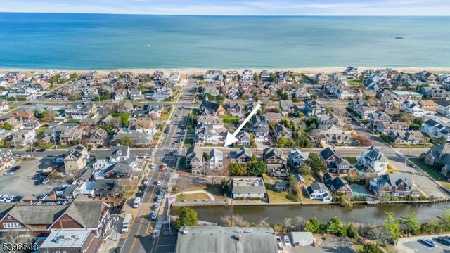 440 Lake Ave, Bay Head Boro, NJ 08742