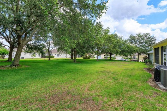 25206 ORMOND COURT, Leesburg, FL 34748