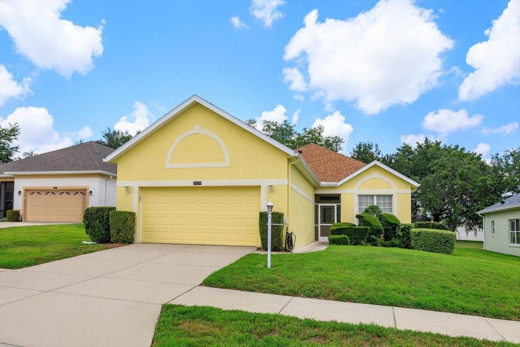 25206 ORMOND COURT, Leesburg, FL 34748