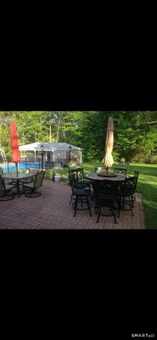 54 Country Hills Road, Hamden, CT 06414