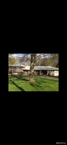 54 Country Hills Road, Hamden, CT 06414