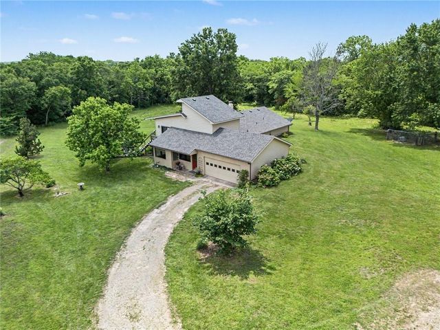 18793 21st Street, Lawrence, KS 66044