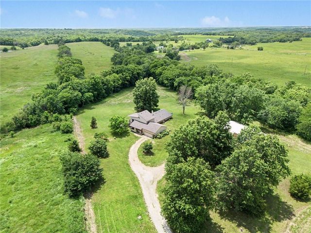 18793 21st Street, Lawrence, KS 66044