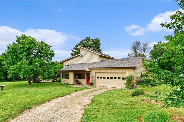 18793 21st Street, Lawrence, KS 66044