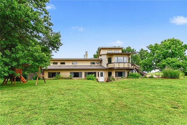 18793 21st Street, Lawrence, KS 66044