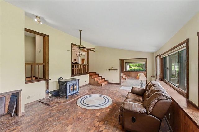18793 21st Street, Lawrence, KS 66044